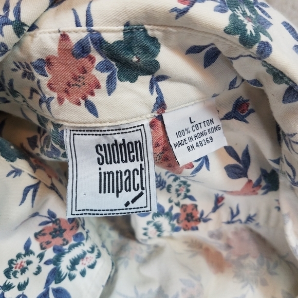 Vintage Cottagecore Micro Floral Button Down Blouse - Picture 3 of 4